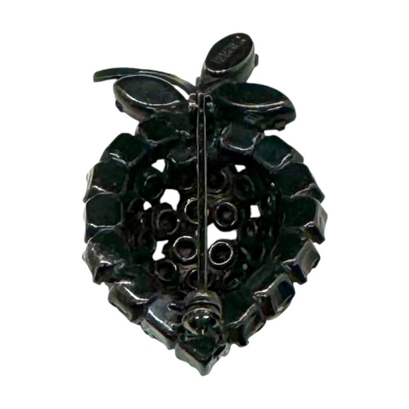 Vintage Hallmarked Warner Red Crystal Strawberry Brooch - Picture 2 of 9